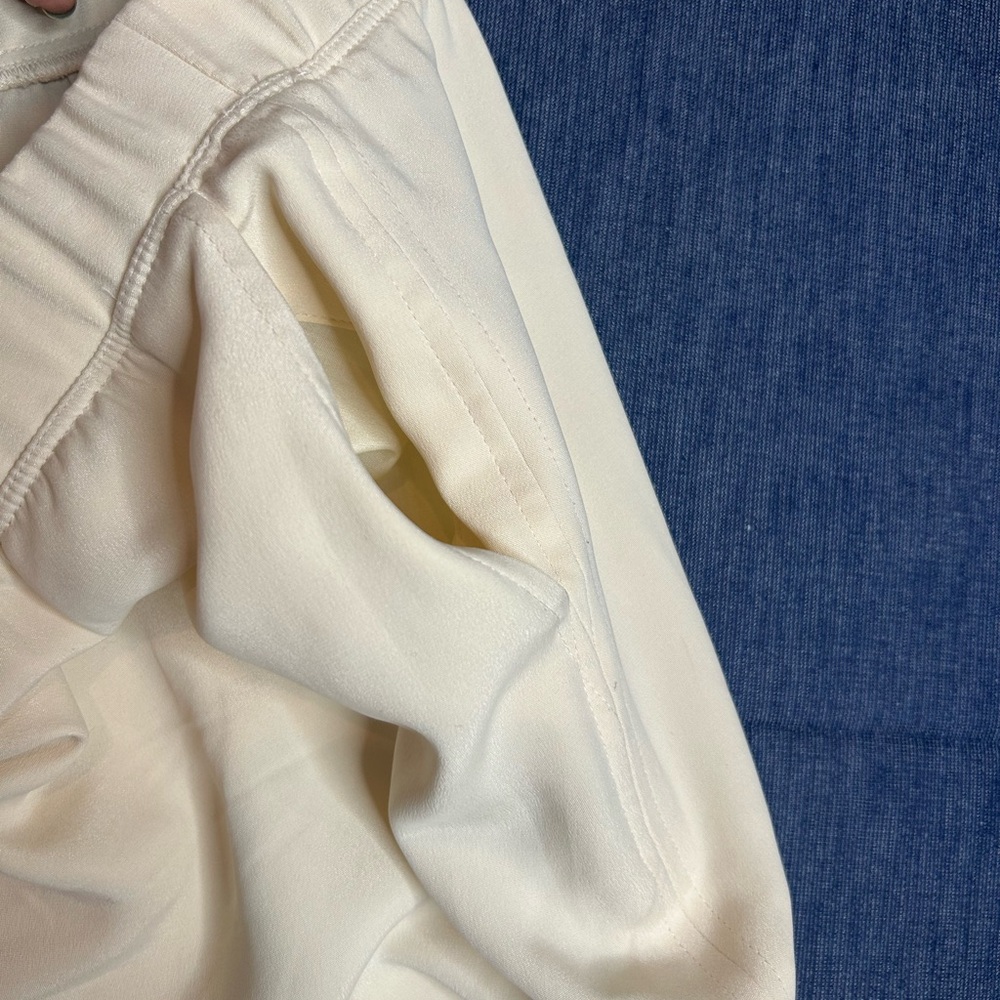 Ellen Tracy 100% Silk Women’s dress Pants. - Picture 4 of 6